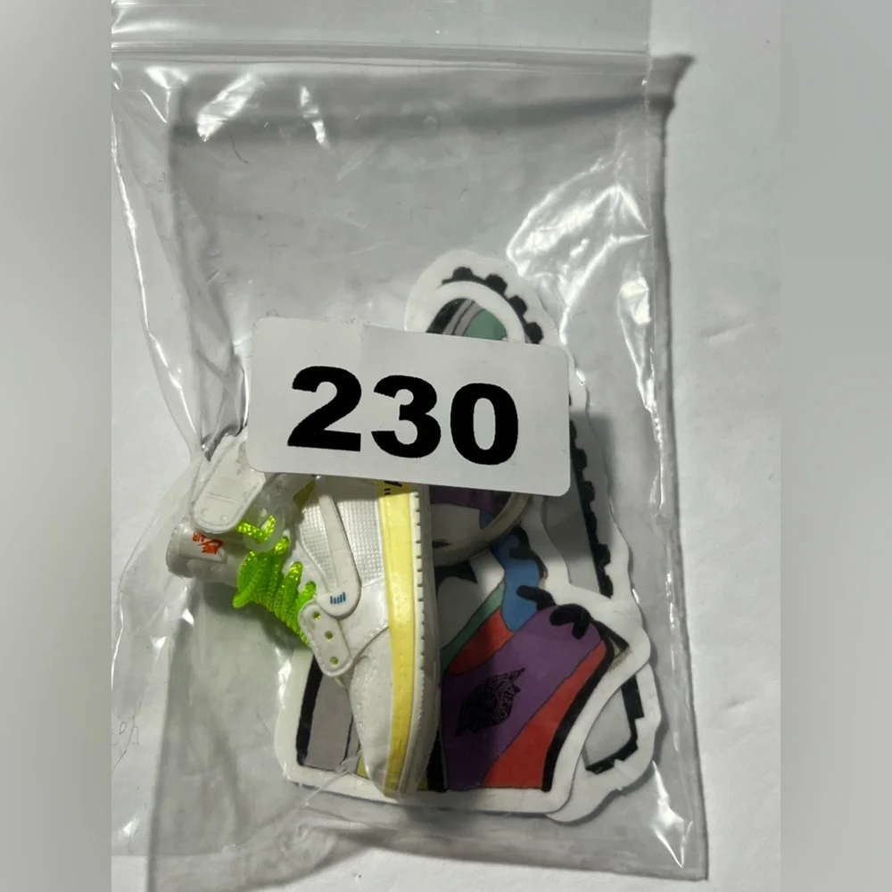 3D‎ Mini Sneaker Keychain Volt Laces White green novelty trinkets gift